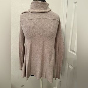 Free People Sweater - Size Small